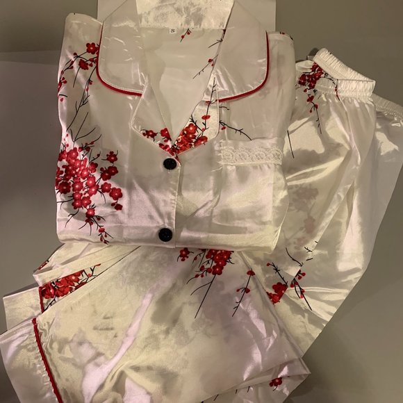 White Floral Satin PJ's Pyjama Set - Picture 6 of 8